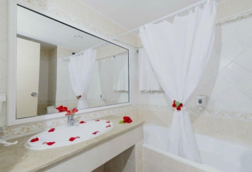 B&b Le Mas Turquoise   Spa Color Inclus