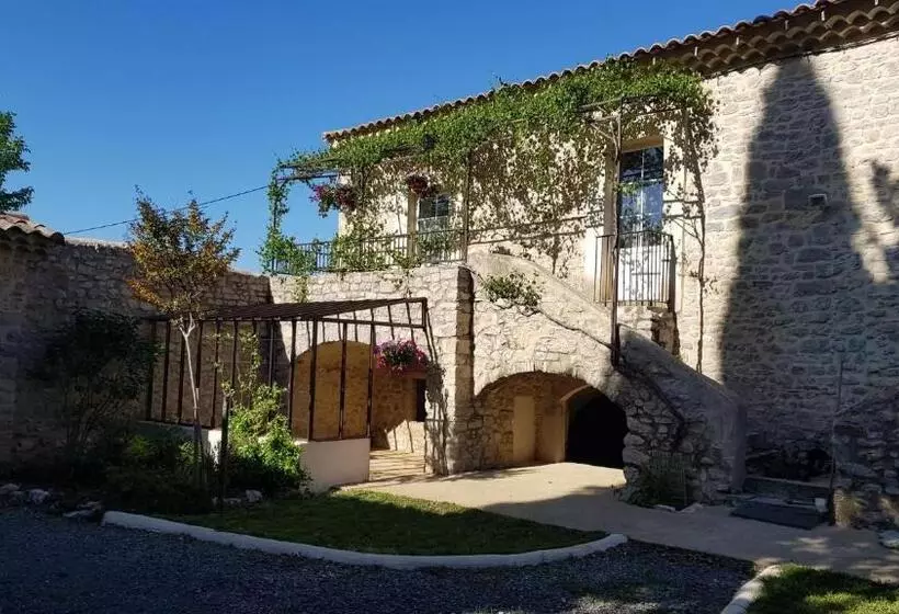 Aamiaismajoitus (B&B) Chambres D Hôtes Au Mas Du Sire