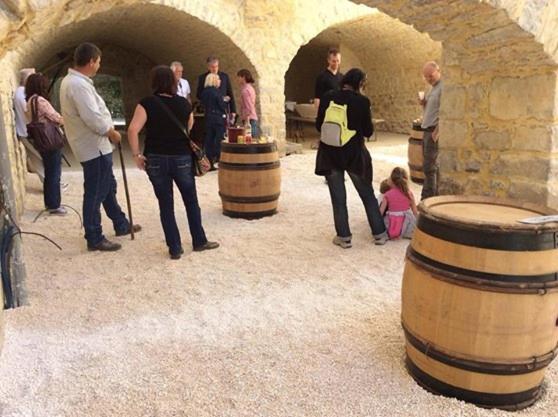 민박 Chambres D Hôtes Au Mas Du Sire