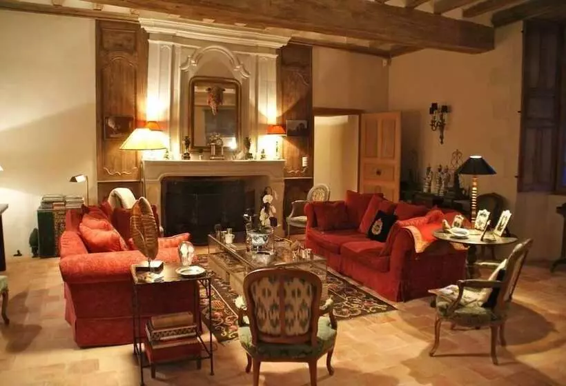 Aamiaismajoitus (B&B) Chambres D Hôtes Logis De La Juquaise