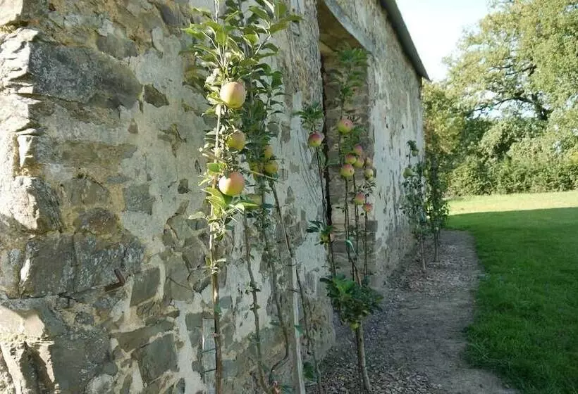 Aamiaismajoitus (B&B) Chambres D Hôtes Logis De La Juquaise