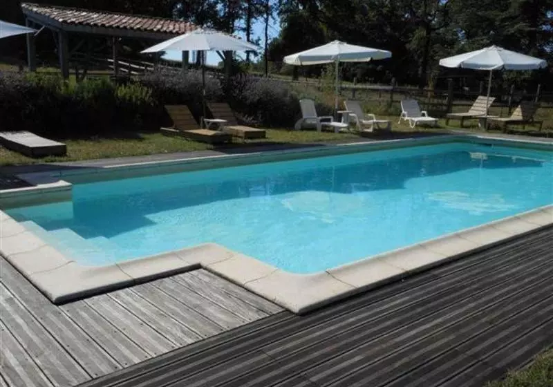 ベッドアンドブレックファースト Chambres D'hotes Le Hour