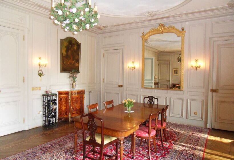 مبيت وإفطار Château De La Motte