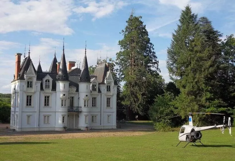 Aamiaismajoitus (B&B) Château De La Motte