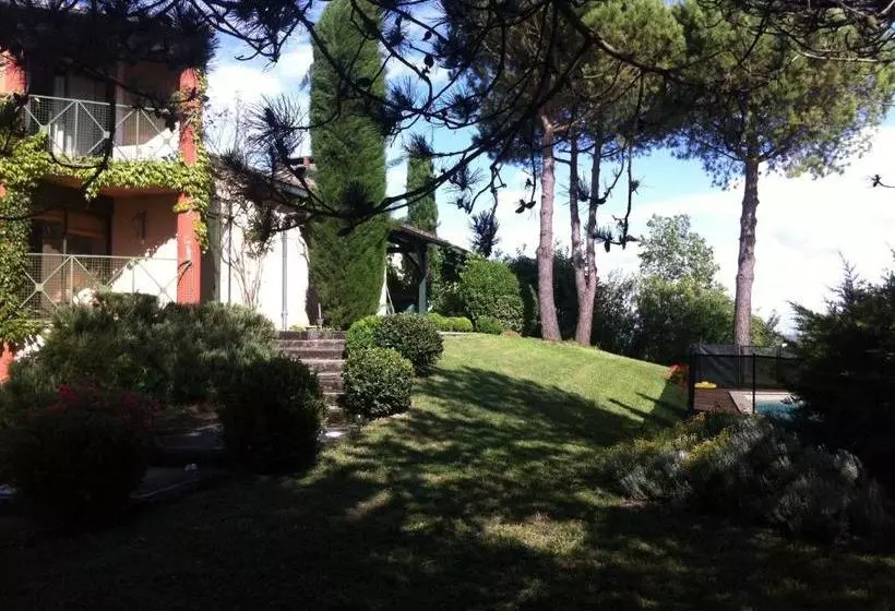 Aamiaismajoitus (B&B) La Maison De Manon