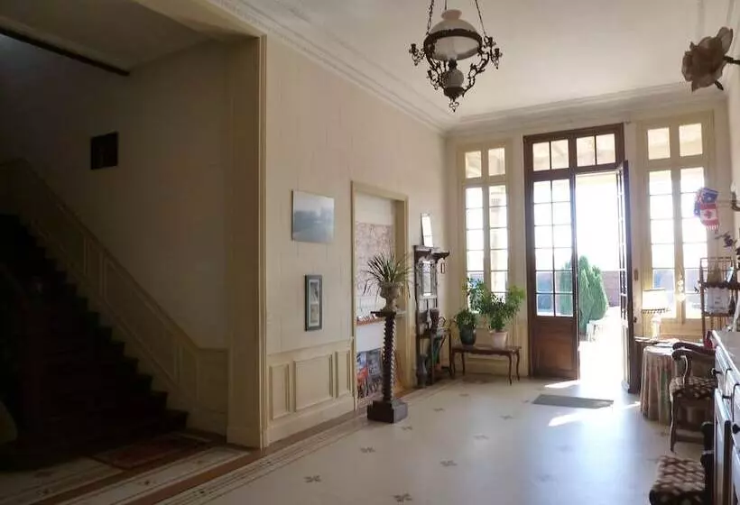 Aamiaismajoitus (B&B) Studio Ferme De Bonavis