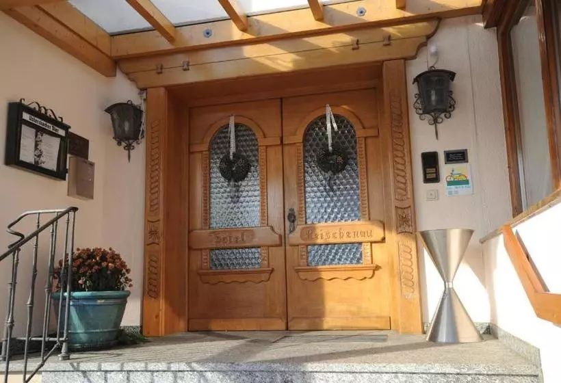 Hotelli Reischenau