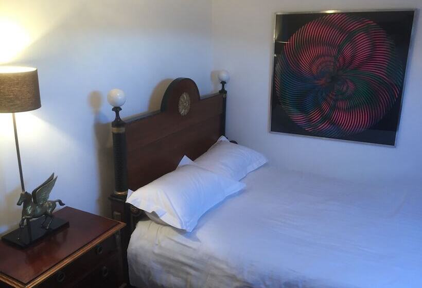 فندق Chateau De La Goujonnerie