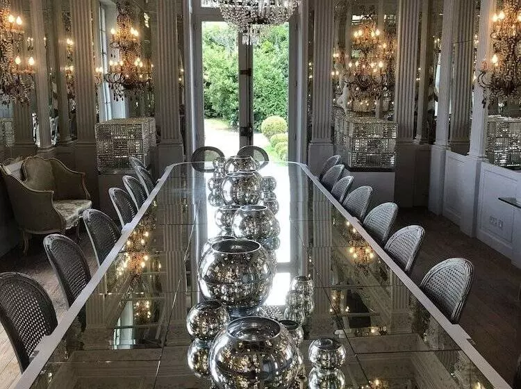 Hotelli Chateau De La Goujonnerie