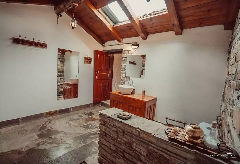 Hotelli Itmenaan Estate