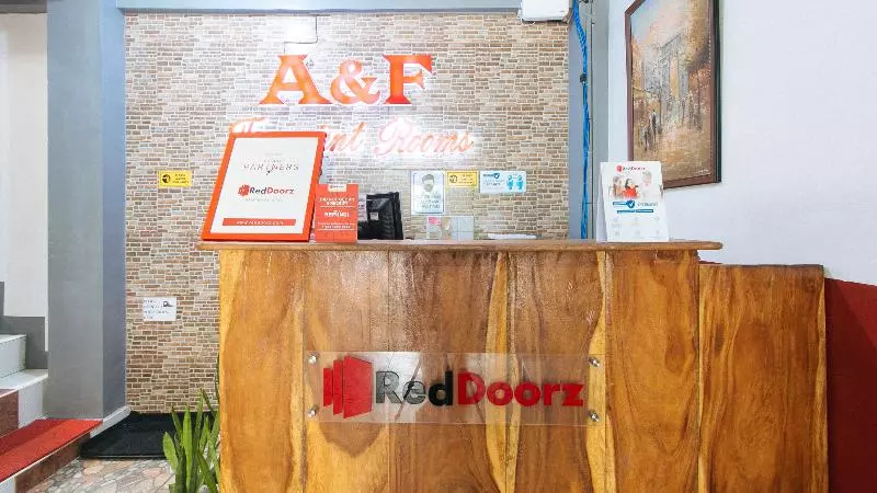 ホテル Reddoorz @ A&f C5 Pinagsama Taguig