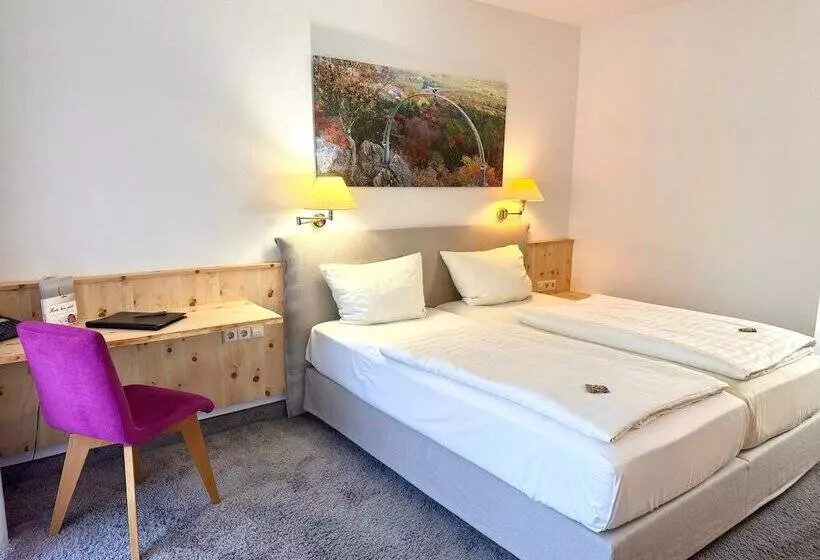 Hotelli Restaurant Bastenhaus