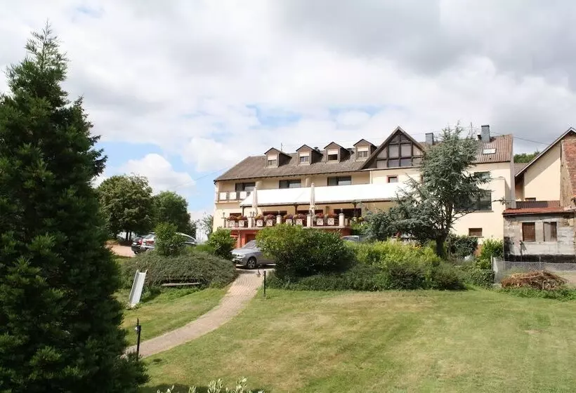 Hotelli Restaurant Bastenhaus