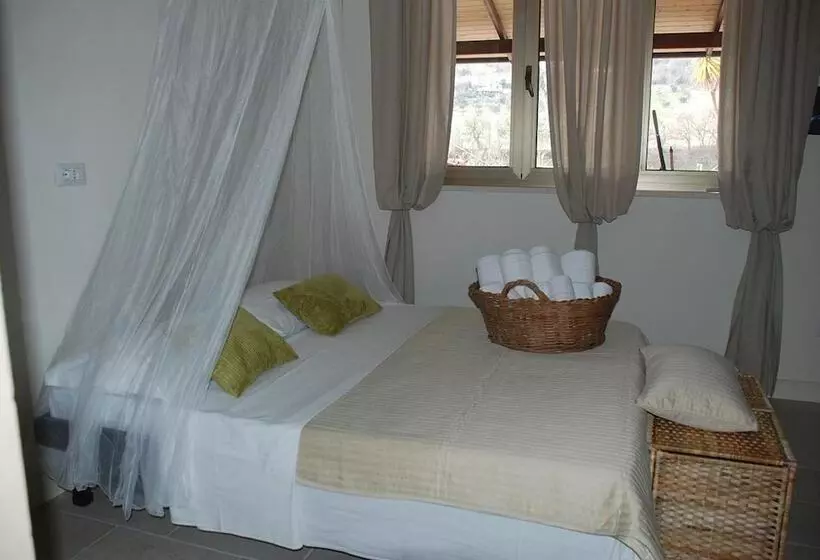 هتل روستایی Agriturismo Vecchia Monta