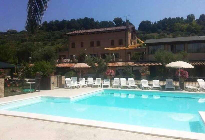 田舎風ホテル Agriturismo Vecchia Monta