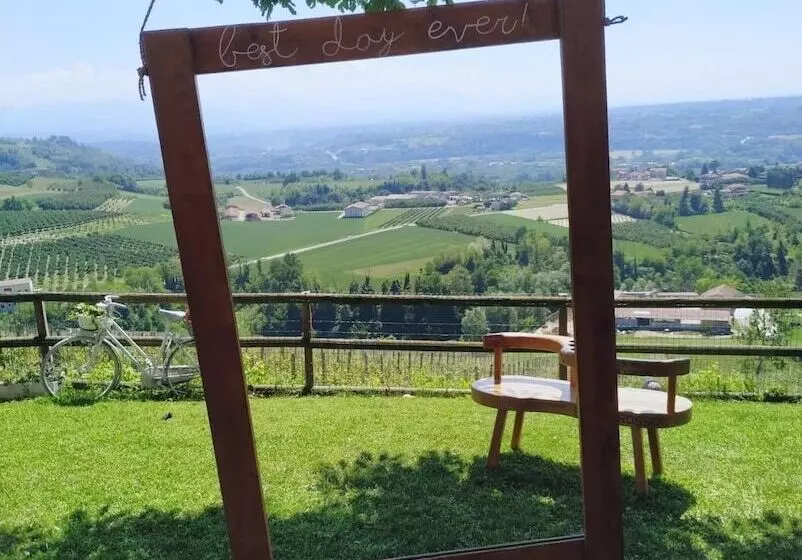 Maaseutuhotelli Bricco Rosso