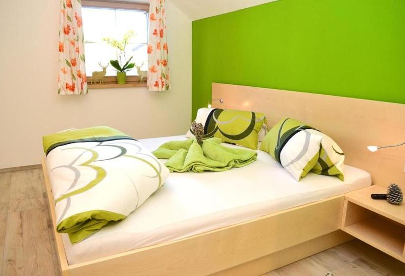 فندق ريفى Denggnhof