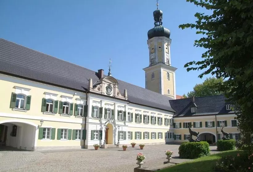 Hotelli Zur Schlossschmiede
