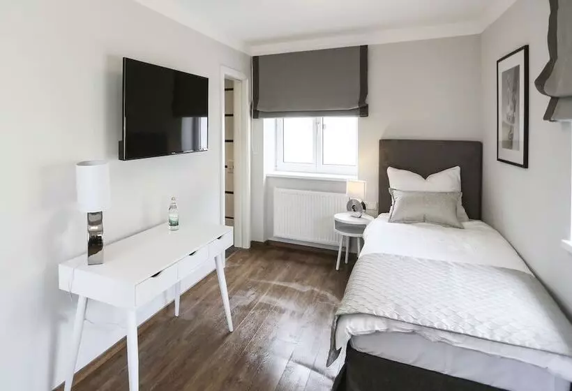 Hotelli Zur Schlossschmiede