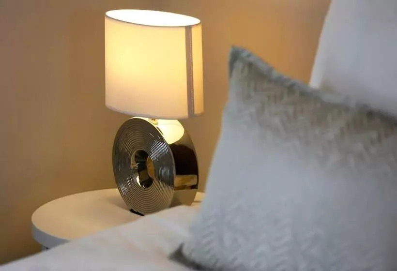 Hotelli Zur Schlossschmiede