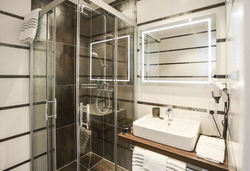 בית מלון כפרי Zur Schlossschmiede