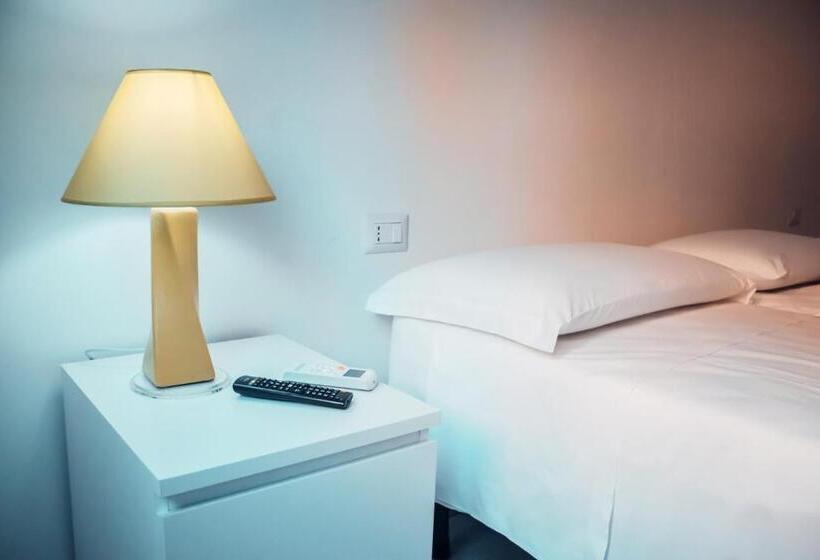 Pension (Hôtel basse catégorie) Affittacamere Torresi 2