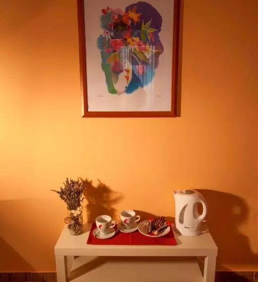 Majatalo Guest House Floreus Cres