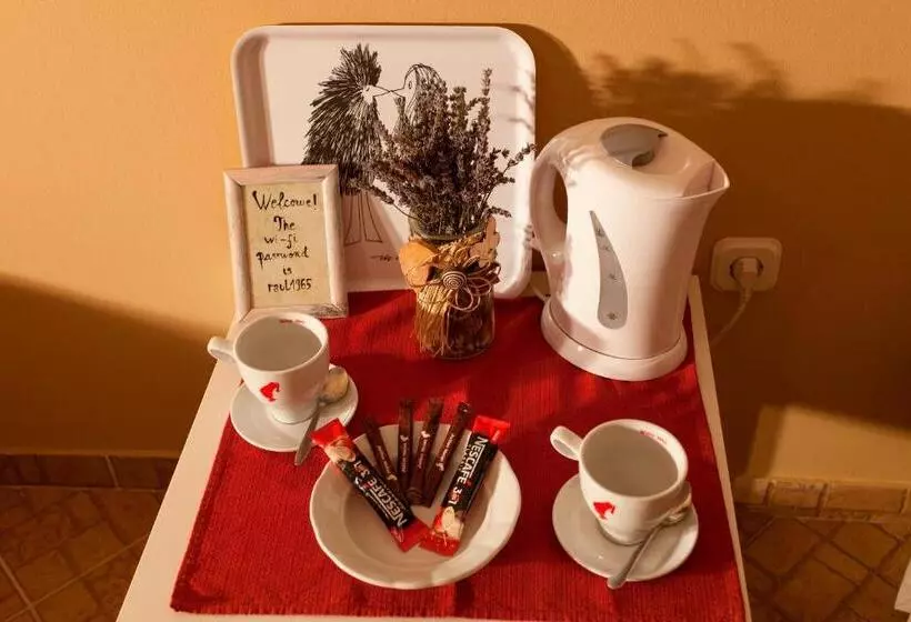 Majatalo Guest House Floreus Cres