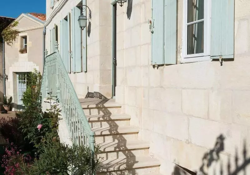 ペンション La Tillaie Spa Et Sauna