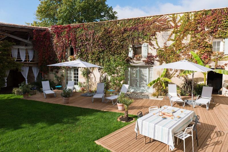 بنسيون La Tillaie Spa Et Sauna