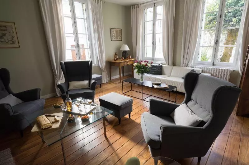 ペンション La Tillaie Spa Et Sauna