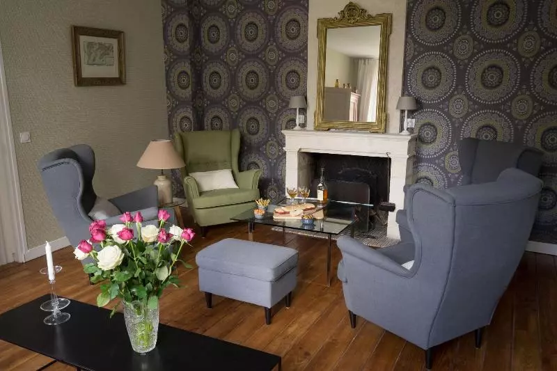 ペンション La Tillaie Spa Et Sauna