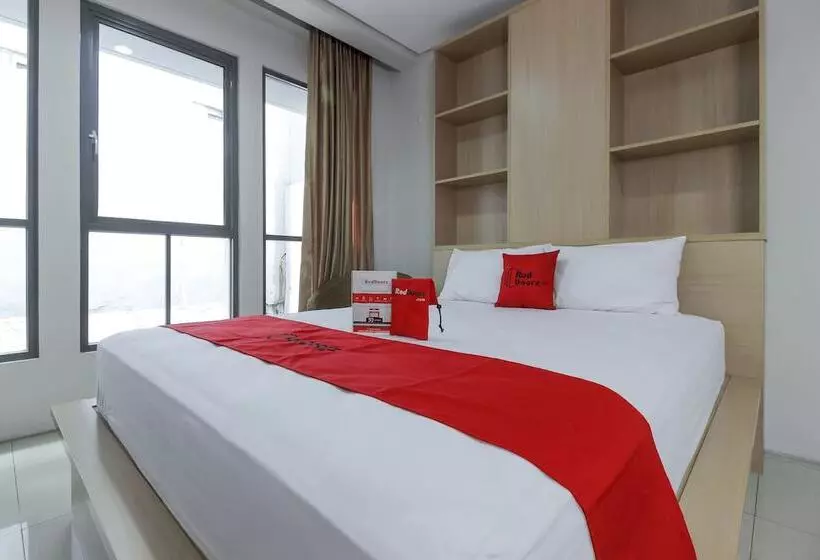 پانسیون Reddoorz @ Patal Senayan 4
