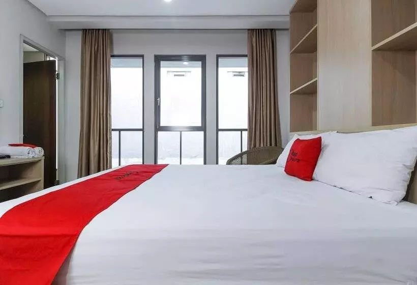 پانسیون Reddoorz @ Patal Senayan 4