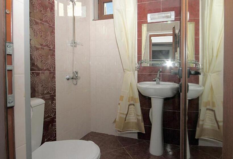 펜션 Yan Bibiyan Guest House