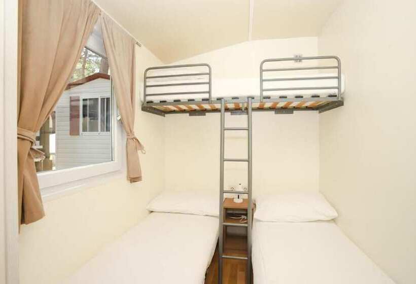 استراحتگاه Mediteran Travel Mobile Homes Basko Polje