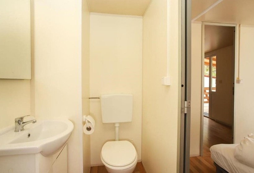 استراحتگاه Mediteran Travel Mobile Homes Basko Polje