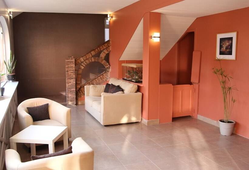 منتجع Village Vacances La Vallée De L Yonne