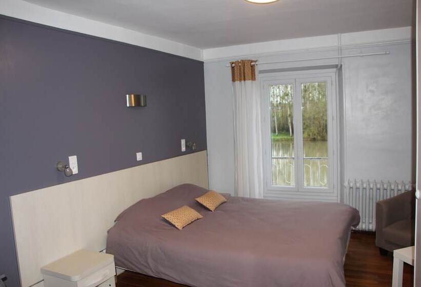 منتجع Village Vacances La Vallée De L Yonne