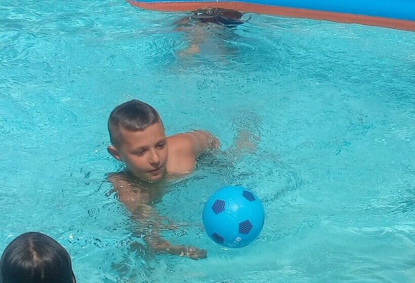 منتجع Village Vacances La Vallée De L Yonne