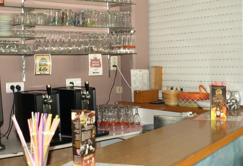 منتجع Village Vacances La Vallée De L Yonne