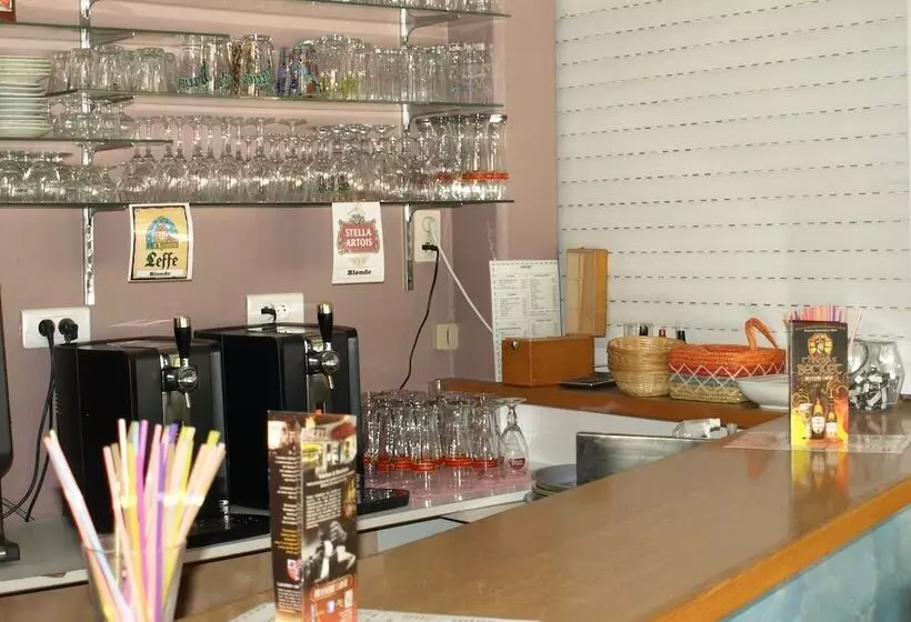 リゾートホテル Village Vacances La Vallée De L Yonne