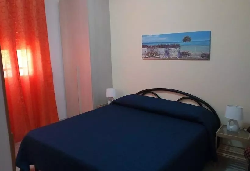 Aamiaismajoitus (B&B) Locazione Turistica Torre Squillace