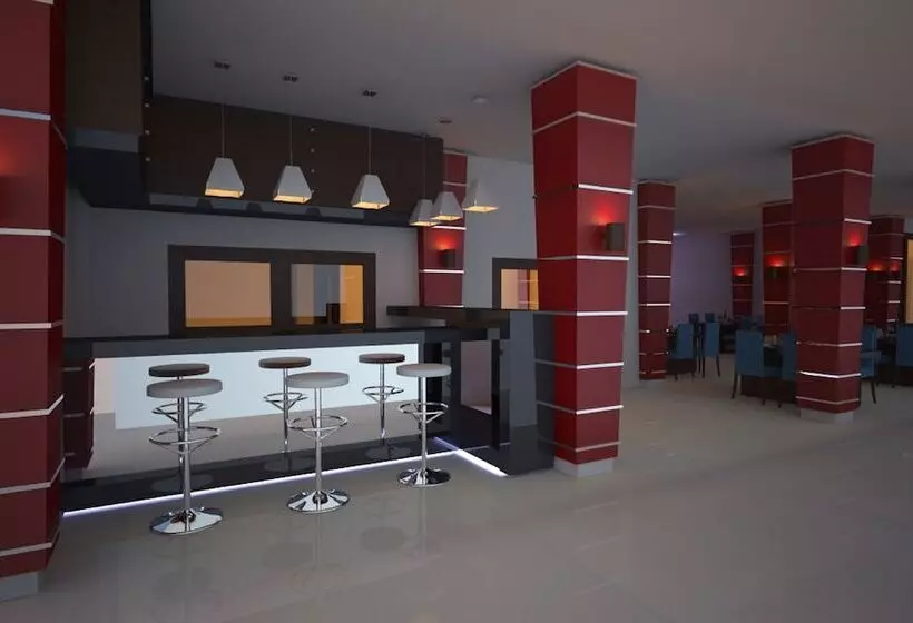 ホテル Aahh Bali B&b Seraya