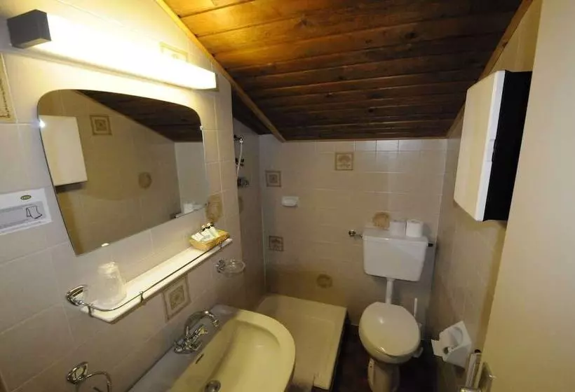 Hotelli Ciasa Soreghina