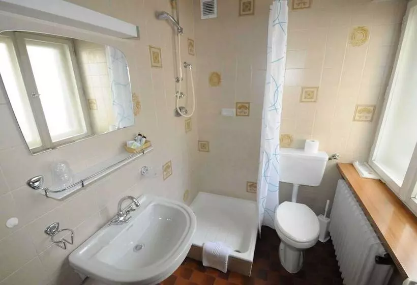 Hotelli Ciasa Soreghina