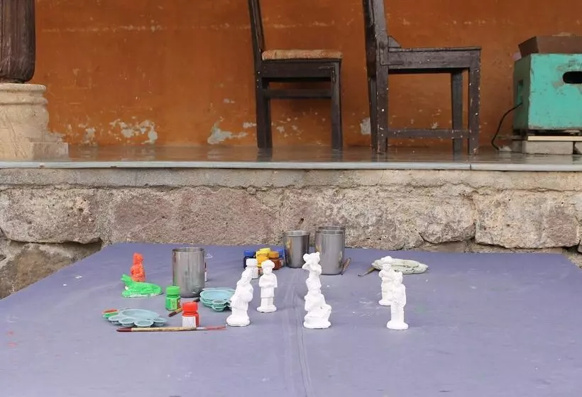 Hotelli Fort Jadhavgadh   A Gadh Heritage