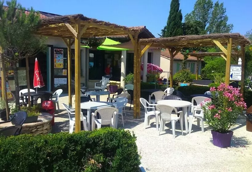 ホテル Parc De Loisirs Du Faillal   Gîtes