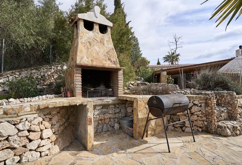 Отель Casa Rural Cómpeta Piscina Barbacoa Y Vista