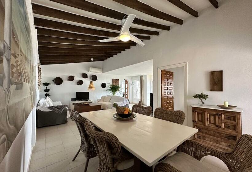 Отель Casa Rural Cómpeta Piscina Barbacoa Y Vista